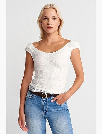 T-shirt court dentelle ajusté manches courtes dilvin