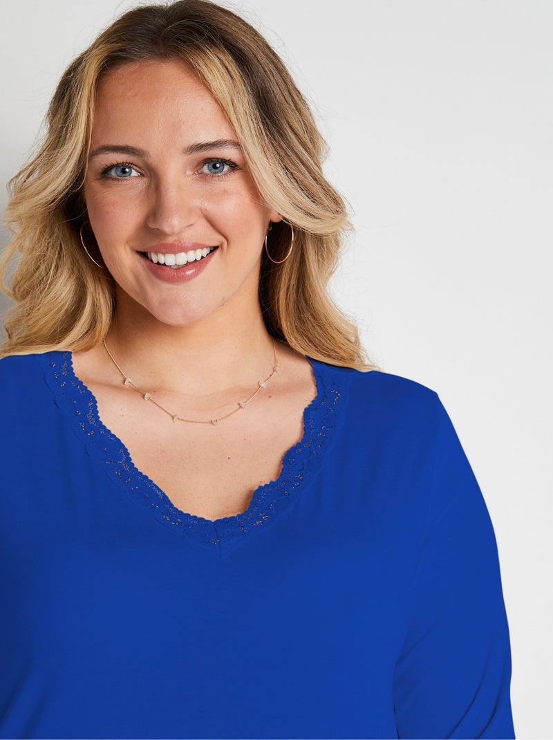 T-shirt court dentelle col V manches longues Bleu - Kiabi