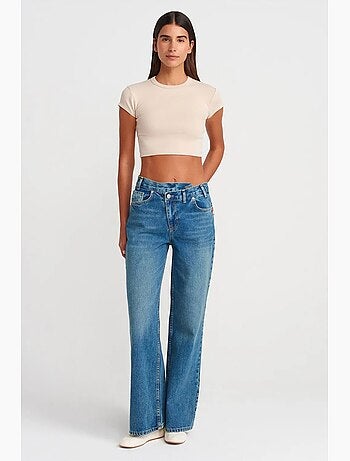 T-shirt court femme coupe ajustée col rond dilvin