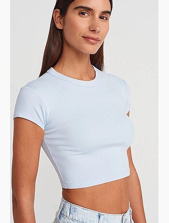 T-shirt court femme coupe ajustée col rond dilvin