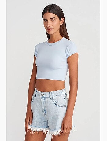 T-shirt court femme coupe ajustée col rond dilvin