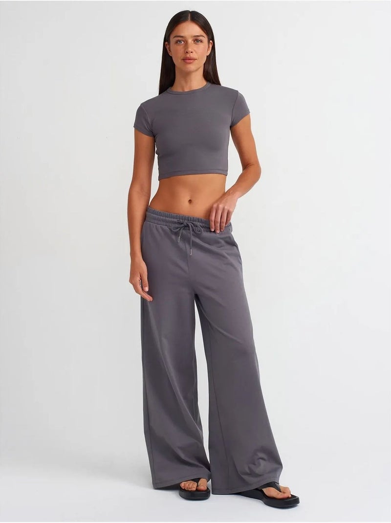 T-shirt court femme, coupe ajustée, col rond dilvin Gris foncé - Kiabi