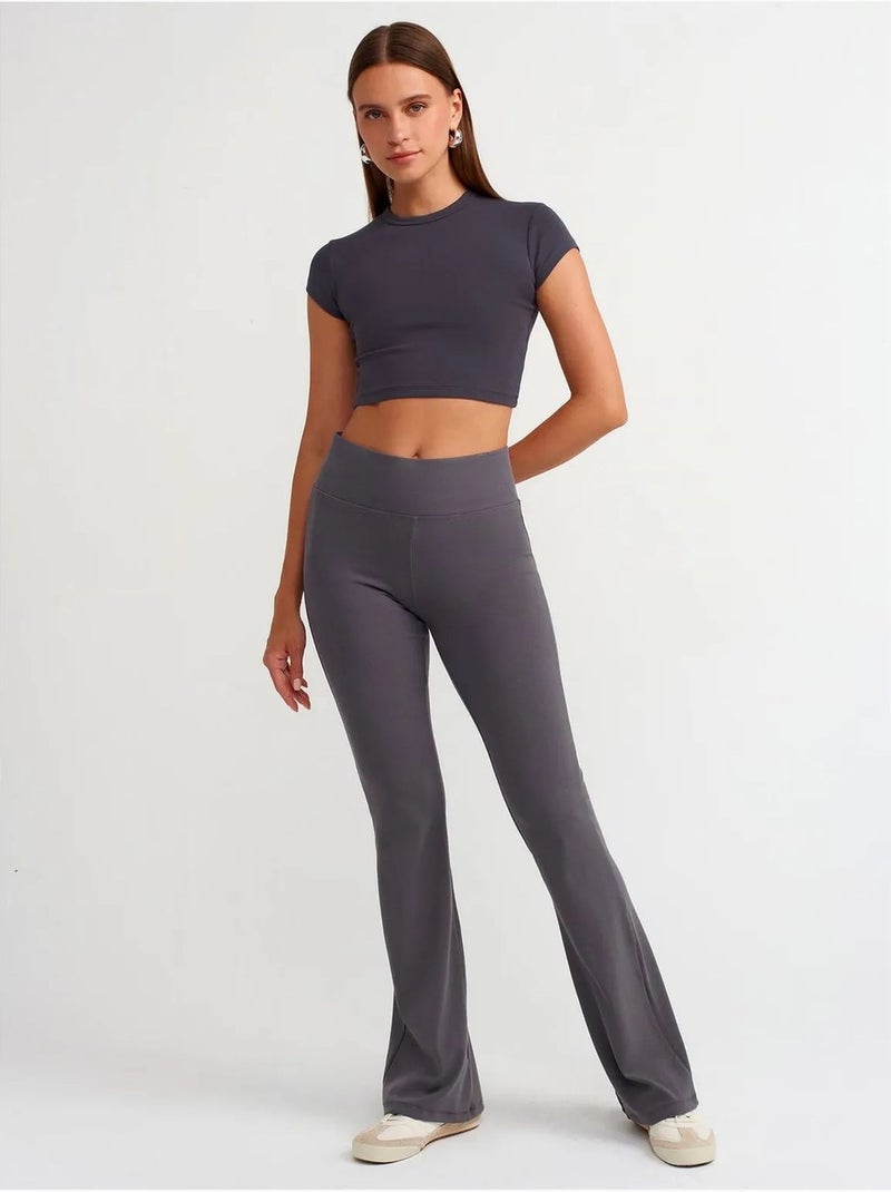 T-shirt court femme, coupe ajustée, col rond dilvin Gris Noir - Kiabi