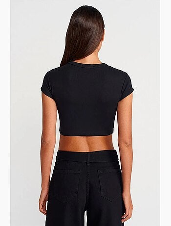 T-shirt court femme coupe ajustée col rond dilvin