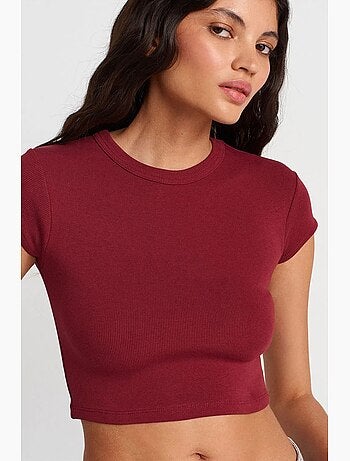 T-shirt court femme coupe ajustée col rond dilvin