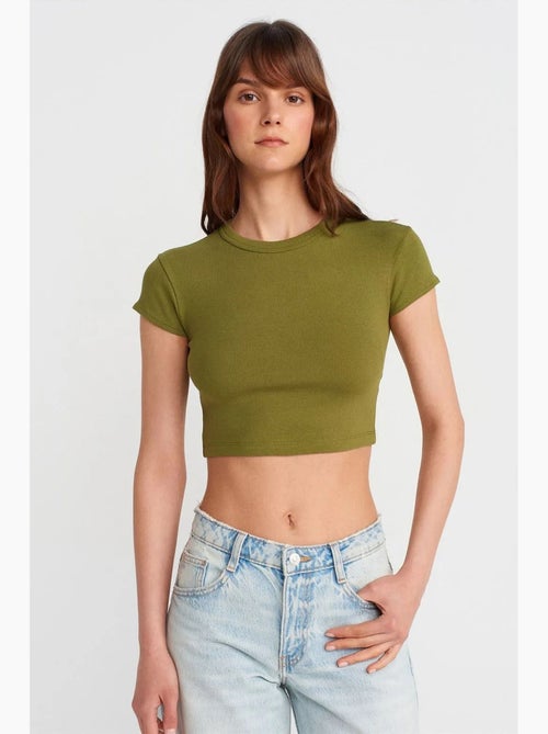 T-shirt court femme coupe ajustée col rond dilvin - Kiabi