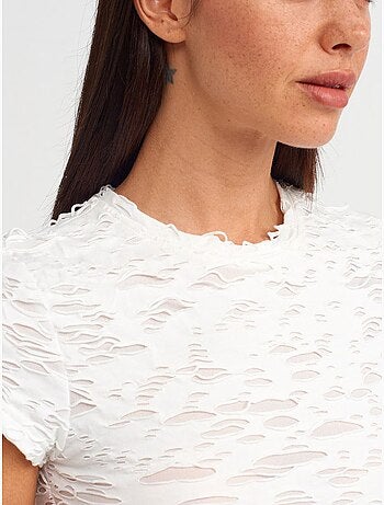 T-shirt court femme texturé avec découpe dilvin