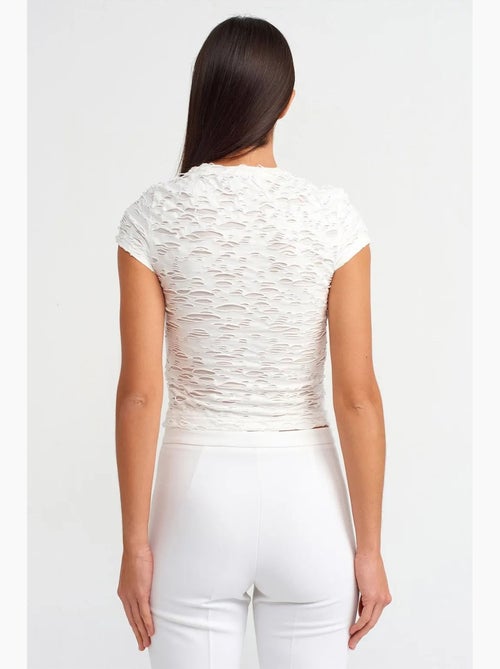 T-shirt court femme texturé avec découpe dilvin - Kiabi