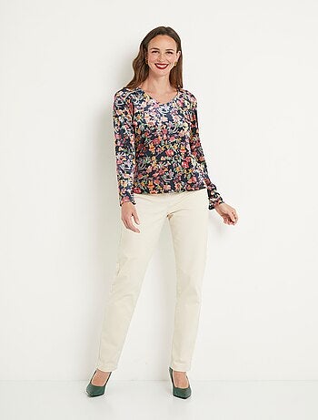 T-shirt court velours ras fleuri col V