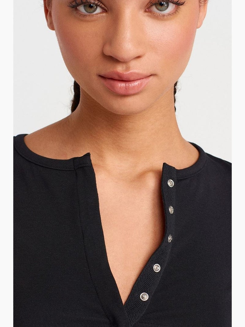 T-shirt crop en jersey coupe ajustée dilvin Noir - Kiabi