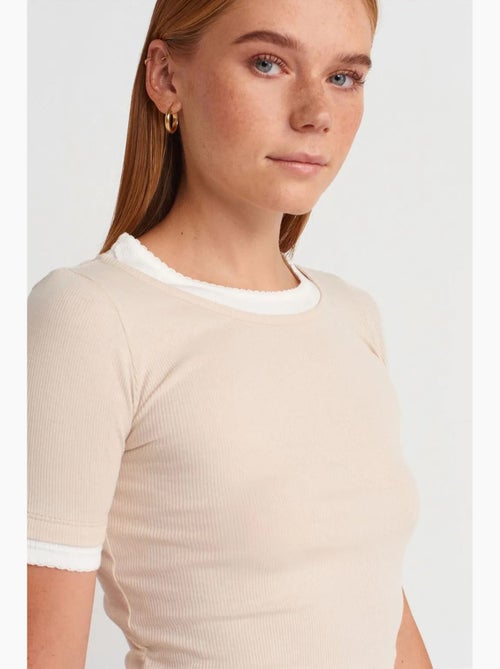 T-shirt crop femme coupe slim à col rond dilvin - Kiabi T-shirt crop femme coupe slim à col rond dilvin - Kiabi