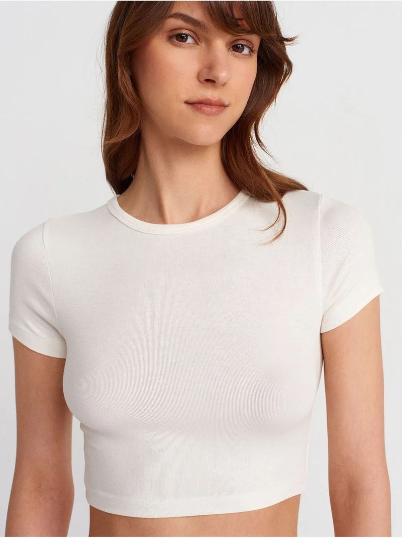 T-shirt crop femme coupe slim à col rond dilvin Blanc cassé - Kiabi