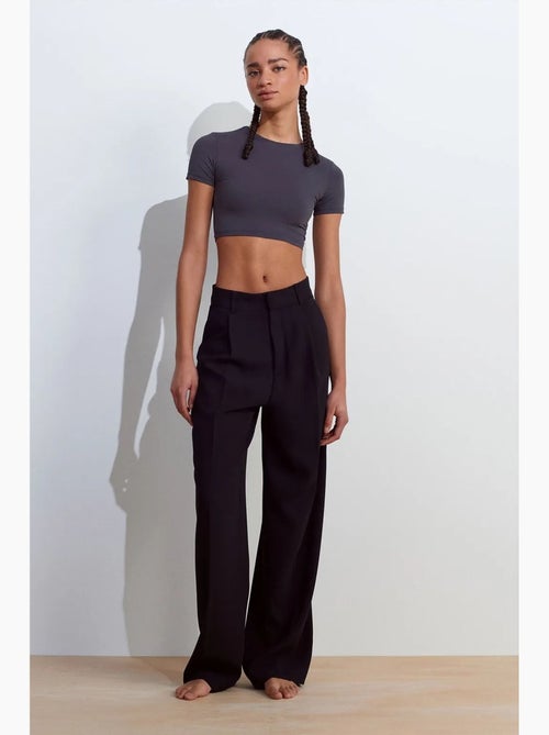 T-shirt crop slim fit femme dilvin - Kiabi T-shirt crop slim fit femme dilvin - Kiabi