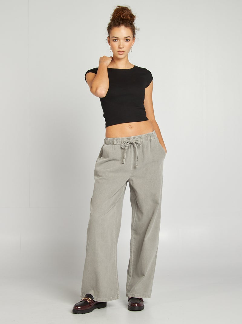 T-shirt crop top manches courtes noir - Kiabi