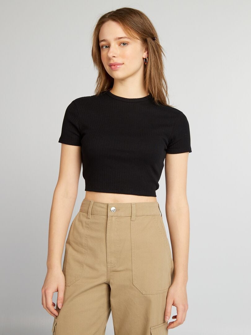 T-shirt cropped côtelé avec liens noir - Kiabi