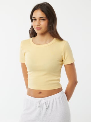 T-shirt cropped manches courtes