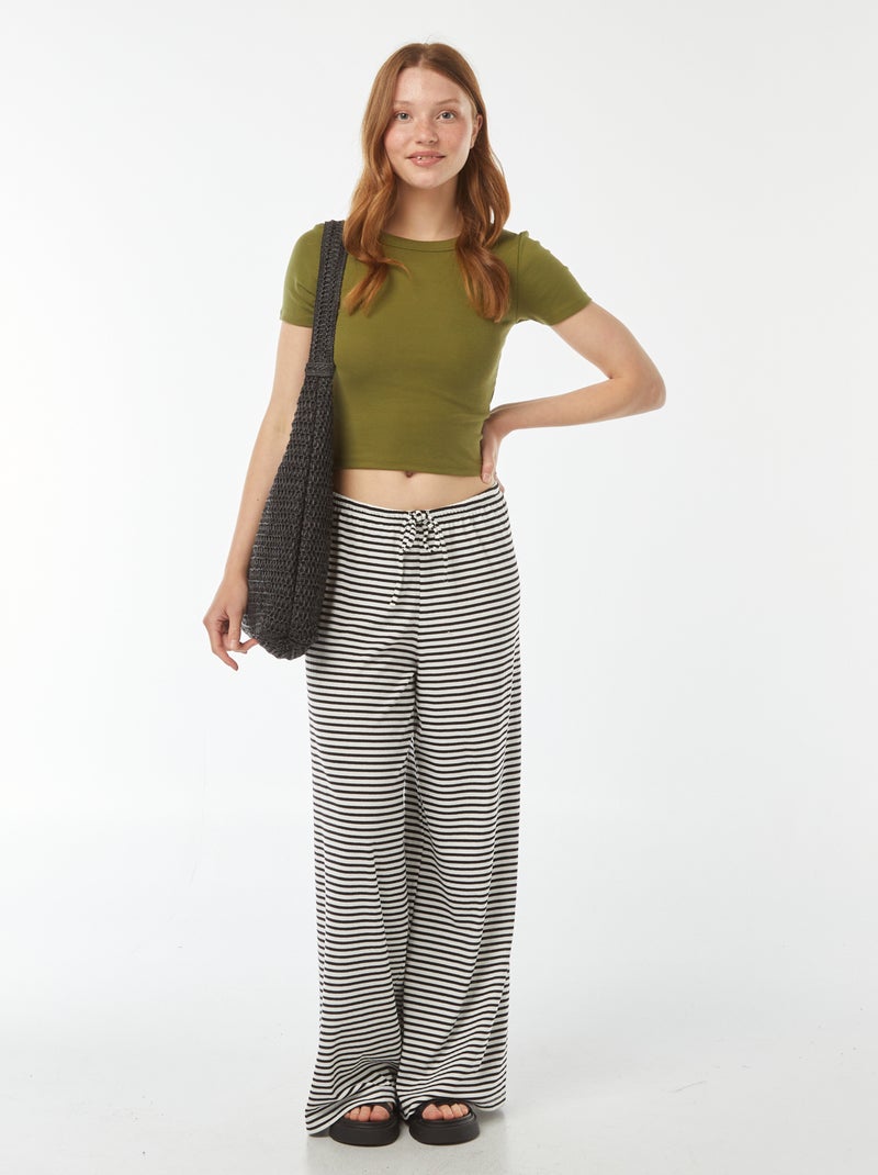 T-shirt cropped manches courtes Kaki - Kiabi