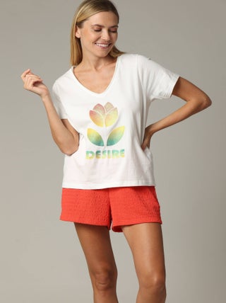 T-shirt DESIRE 100% coton à la coupe classique avec imprimé 'Deeluxe'