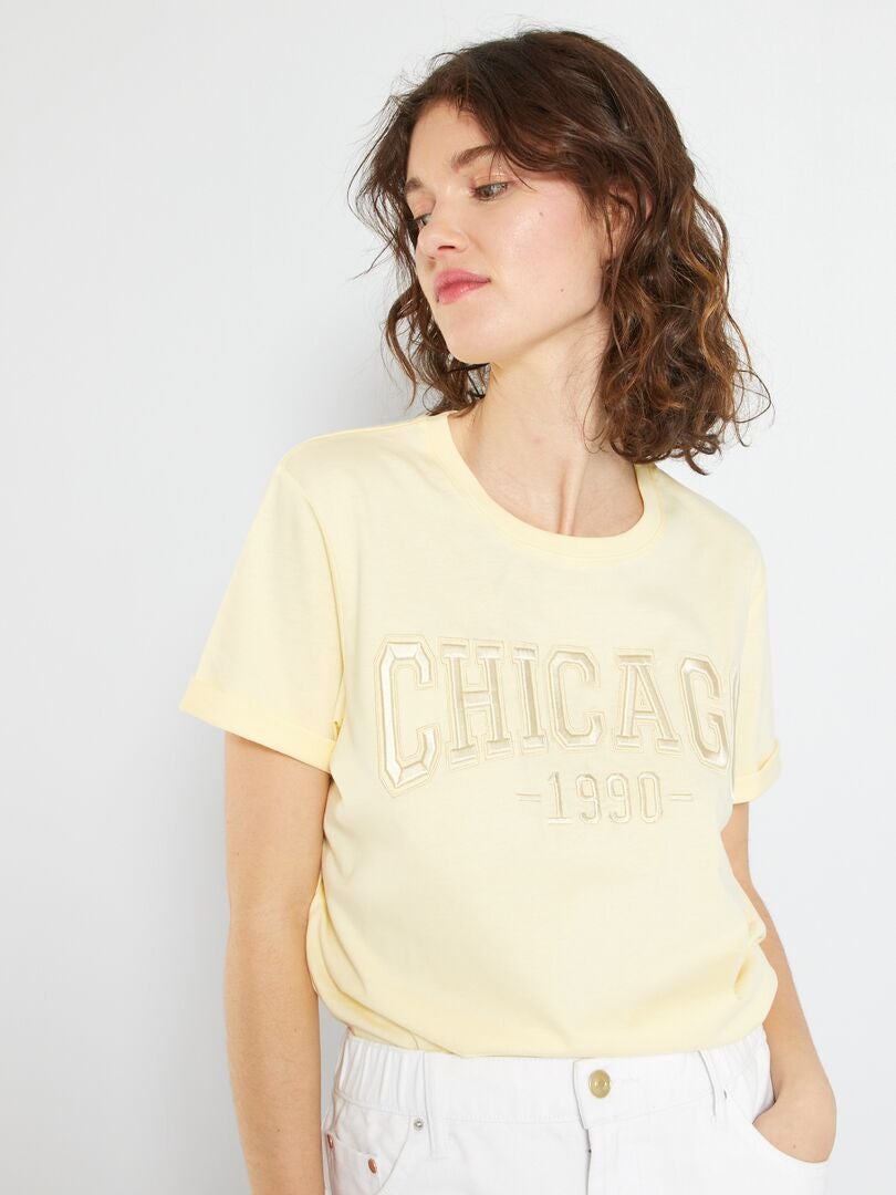 T-shirt écriture en relief 'Chicago' Jaune - Kiabi