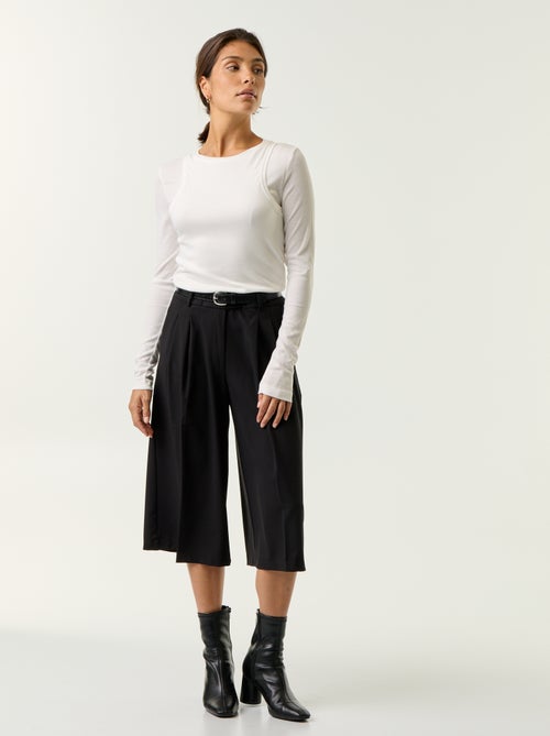 T-shirt effet 2 en 1 avec débardeur - Kiabi T-shirt effet 2 en 1 avec débardeur - Kiabi