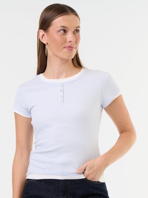 T-shirt effet 2-en-1 manches courtes - Kiabi T-shirt effet 2-en-1 manches courtes - Kiabi