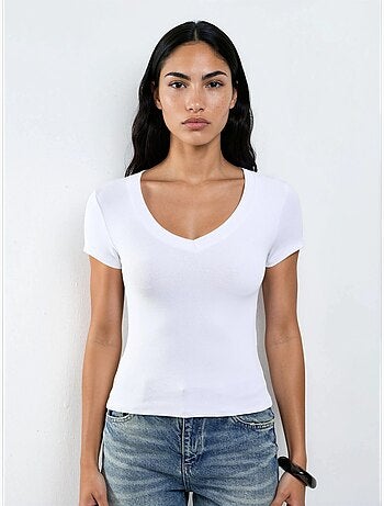 T-shirt élastique à manches courtes avec col en v busem