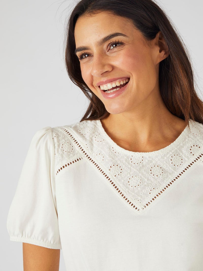 T-shirt empiècement broderie anglaise - Damart Blanc cassé - Kiabi