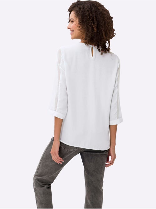 T-shirt Empiècements Résille, Allure élégante - Taille Standard - Helline - Kiabi T-shirt Empiècements Résille, Allure élégante - Taille Standard - Helline - Kiabi