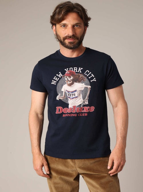 T-shirt en 100% coton à imprimé coureur squelette, col rond et coupe droite. 'Deeluxe' - Kiabi