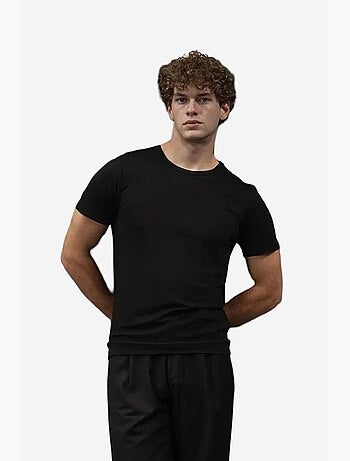 T-shirt en coton à col rond et coupe ajustée giesto