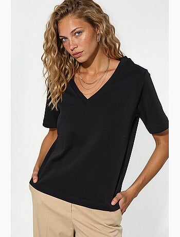 T-shirt en coton à col v coupe régulière unie busem