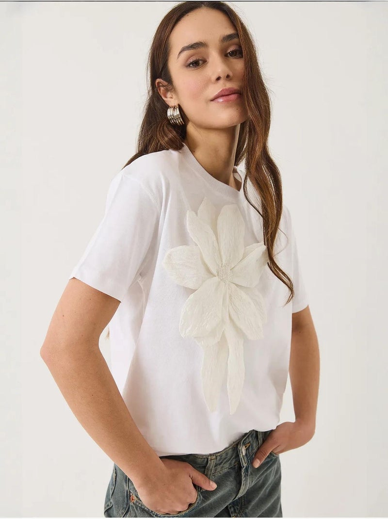 T-shirt en coton à manches courtes avec accessoire floral lucci Blanc - Kiabi