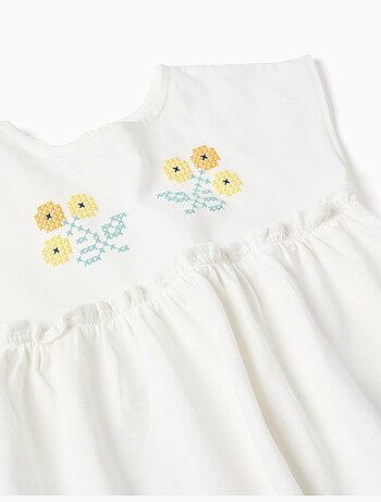 T-shirt en coton avec fleurs + short en jean