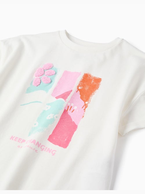 T-shirt en coton avec imprimé en relief et broderie - Kiabi