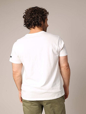 T-shirt en coton avec imprimé hipster barbu et le message « Je veux juste explorer ». 'Deeluxe'