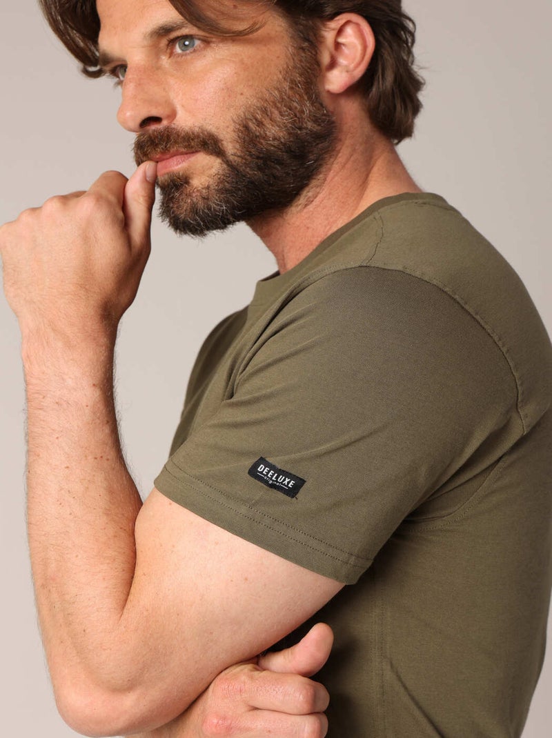 T-shirt en coton avec imprimé hipster barbu et le message « Je veux juste explorer ». 'Deeluxe' Kaki - Kiabi