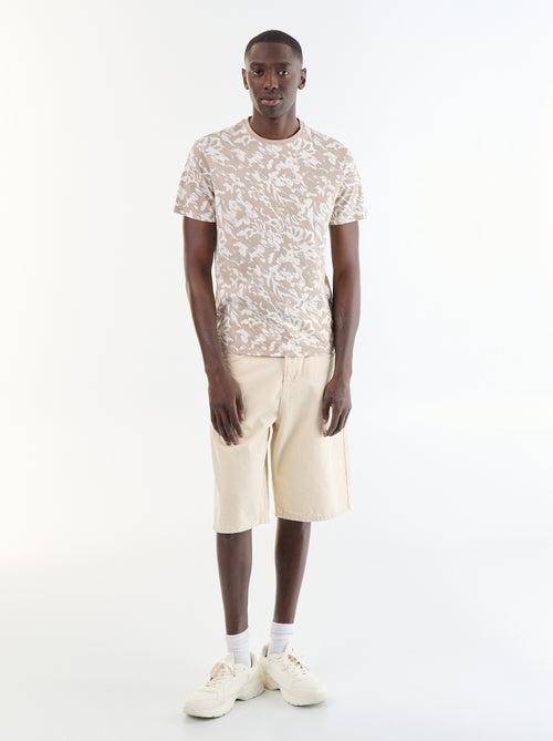 T-shirt en coton pour homme à col rond avec motif - Kiabi T-shirt en coton pour homme à col rond avec motif - Kiabi