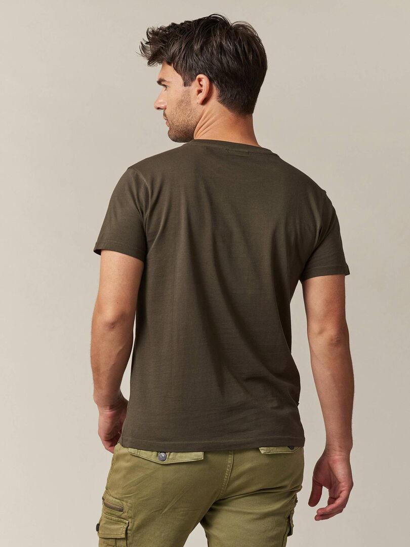 T shirt En Coton Pour Homme Deeluxe Marron Chocolat Kiabi 19 99 T shirt En Coton Pour Homme Deeluxe Marron Chocolat Kiabi 19 99