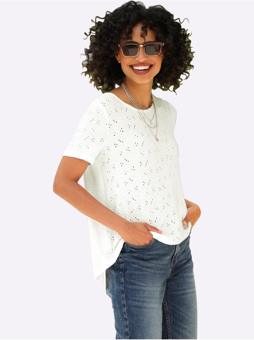 T-shirt En Dentelle Qualité Dentelle Transparente - Taille Standard - Helline - Kiabi T-shirt En Dentelle Qualité Dentelle Transparente - Taille Standard - Helline - Kiabi