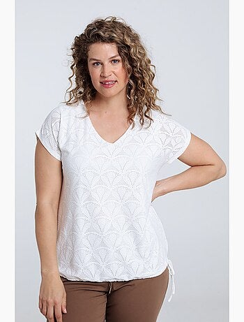 T-shirt en dentelle uni avec dessin floral