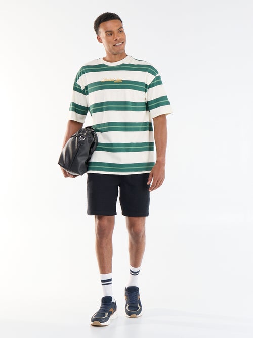T-shirt en jersey à col rond pour homme avec motif fantaisie - Kiabi T-shirt en jersey à col rond pour homme avec motif fantaisie - Kiabi
