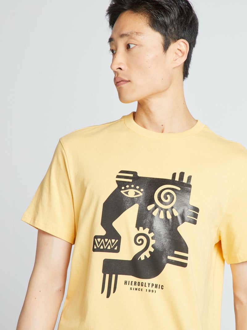 T-shirt en jersey avec imprimé poitrine Jaune - Kiabi