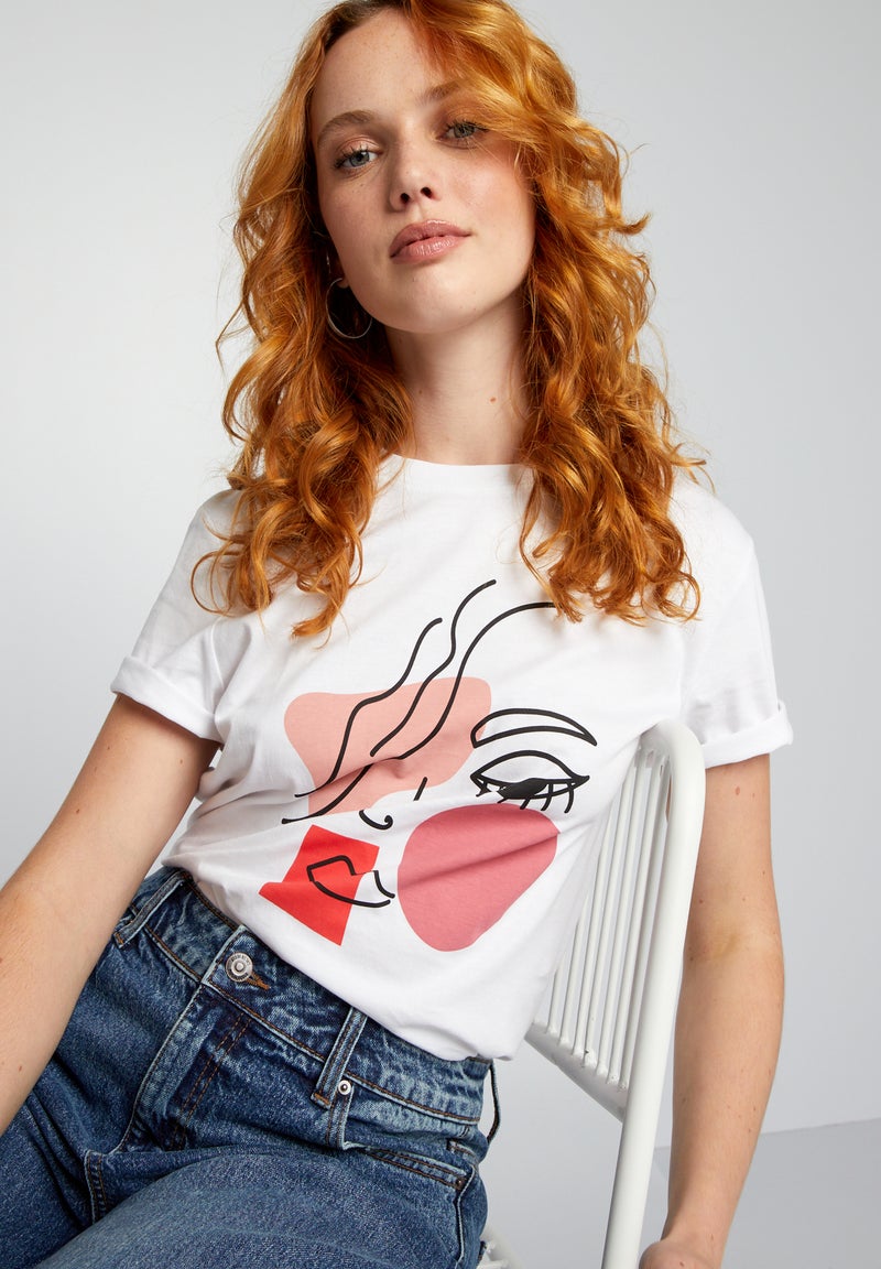 T-shirt en jersey imprimé Blanc 'visage' - Kiabi