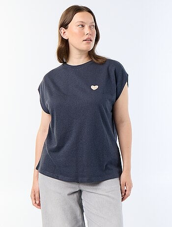 T-shirt en jersey sans manches avec petite broderie poitrine