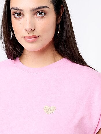 T-shirt en jersey sans manches avec petite broderie poitrine