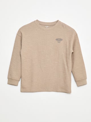 T-shirt en maille avec broderie