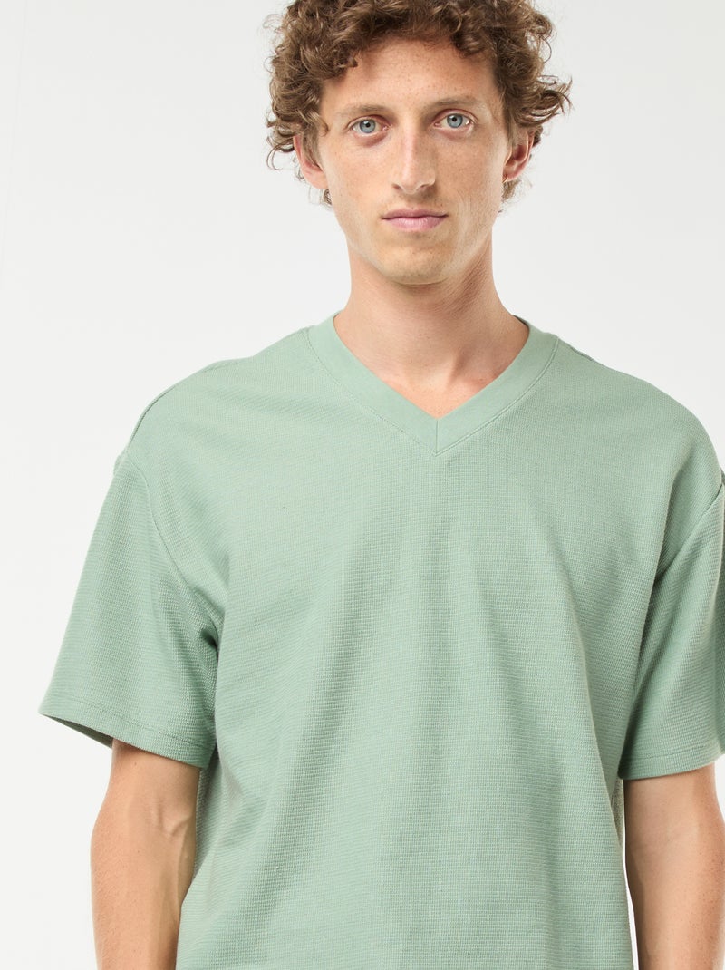 T-shirt en maille col V Vert - Kiabi