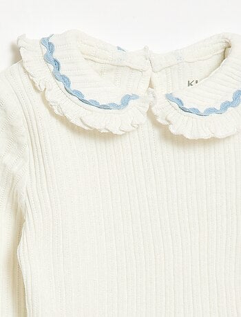 T-shirt en maille côtelée avec col Claudine fantaisie