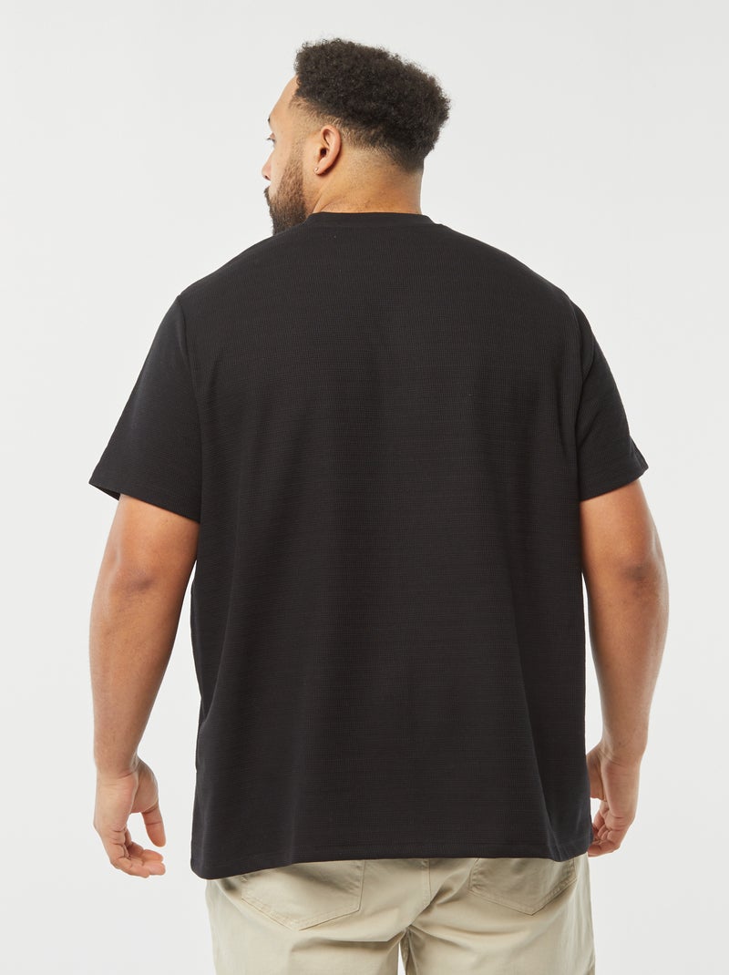T-shirt en maille fantaisie avec manches courtes Noir - Kiabi