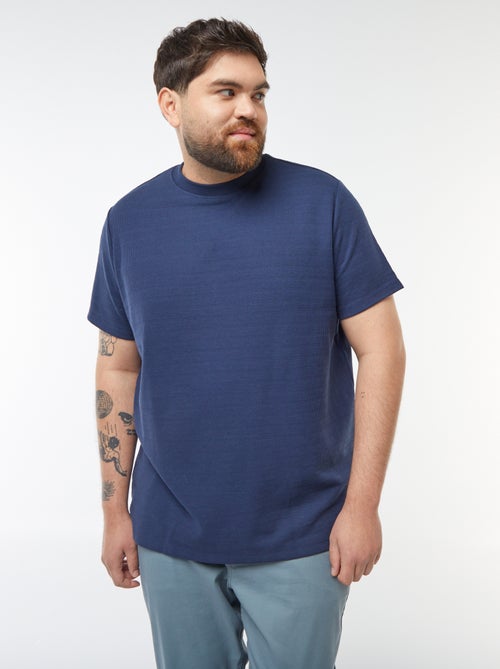 T-shirt en maille fantaisie avec manches courtes - Kiabi